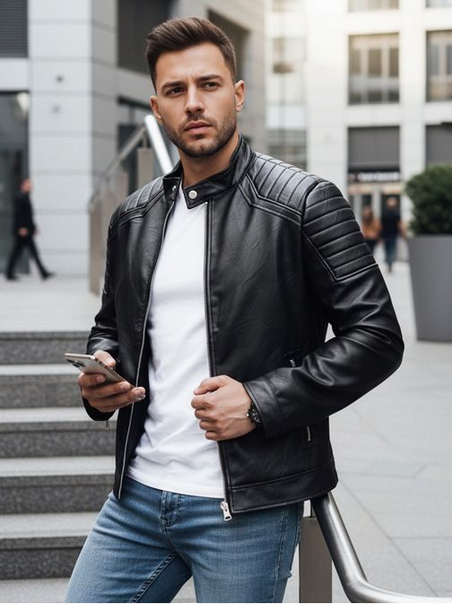 Fekete férfi bőrdzseki