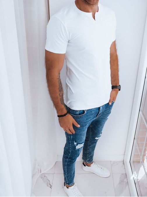 Trendi fehér póló dísz gombos kivágással