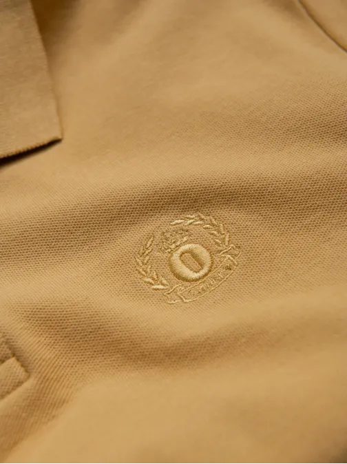 Egyszínű pamut pólóing férfiaknak mustár v8 om-pobs-0100