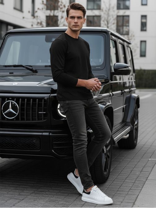 Alap fekete hosszú ujjú póló