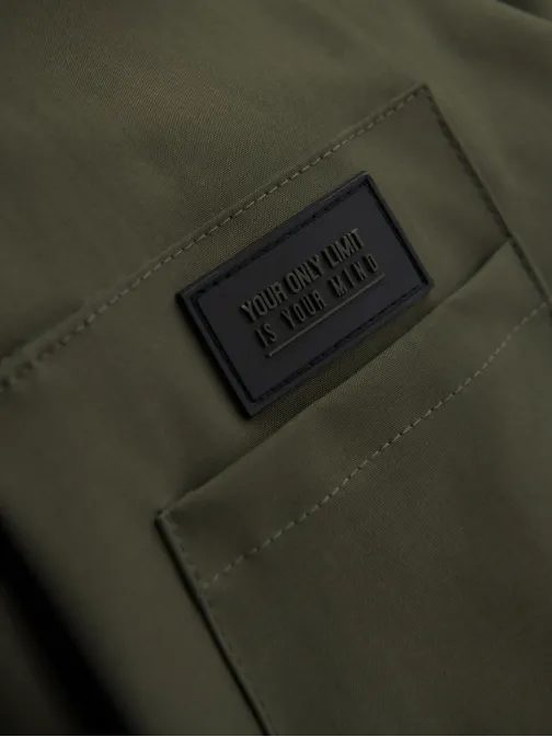 Modern oliva férfi átmeneti kabát V2 JANP-0225