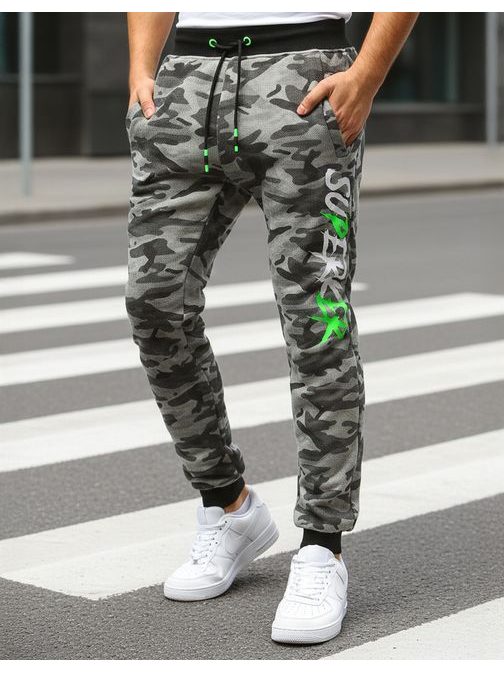 Halvány szürke terepmintás melegítő