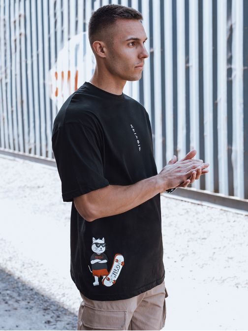 Egyedi fekete póló feliratokkal