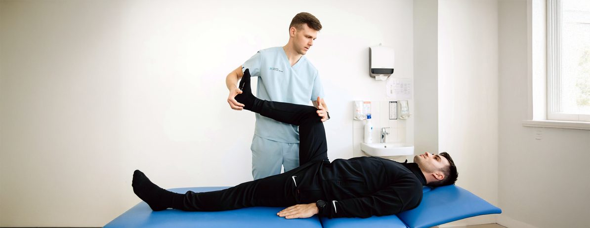 Erleben Sie wieder die Freude am schmerzfreien Gehen – ein Physiotherapeut kann auch bei Fersensporn helfen