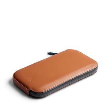 Bellroy All-Conditions Phone Pocket Plus