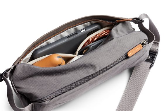 Válltáska Bellroy Sling Mini Premium