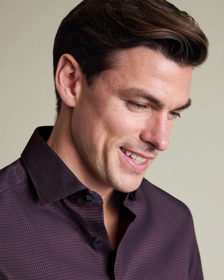 Charles Tyrwhitt Non-Iron Stretch Texture Shirt – Burgundy Red