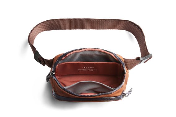 Deréktáska Bellroy Venture Hip Pack