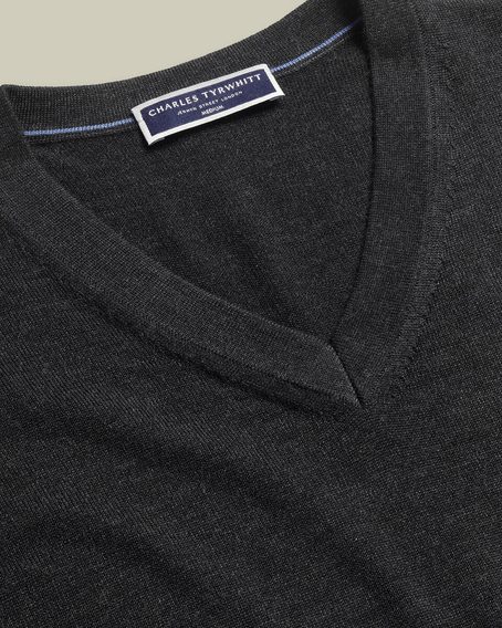 Charles Tyrwhitt Pure Merino V-Neck Jumper — Charcoal