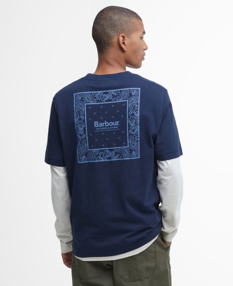 Barbour Thornley Relaxed Graphic Póló — Klasszikus Tengerészkék