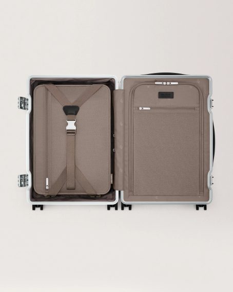 Carl Friedrik — The Carry-on Aluminium