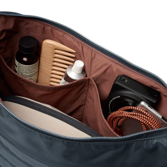 Bellroy Laneway Crescent Bag (7 l)