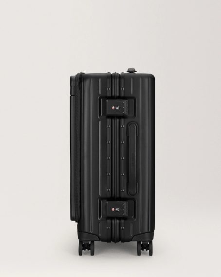 Carl Friedrik — The Carry-on X