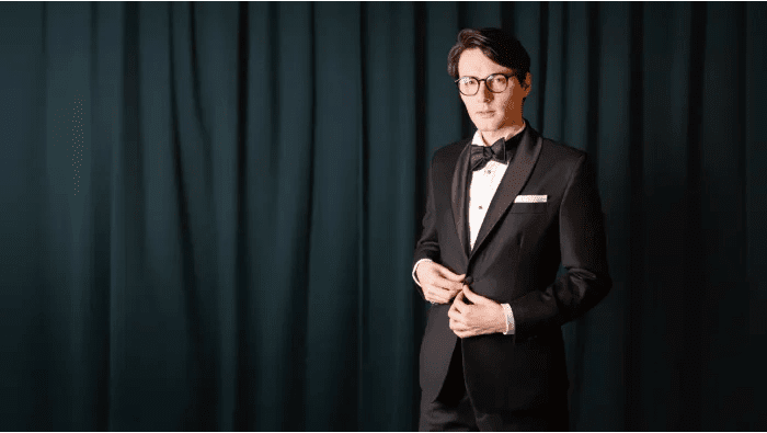 Hogyan öltözzünk fel egy karácsonyi partira?