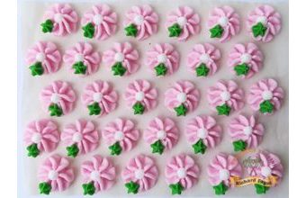 Cukrové ozdoby květy na platíčku 35