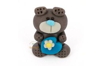 Příležitostná postavička - Medvídek šedý s modrým srdíčkem