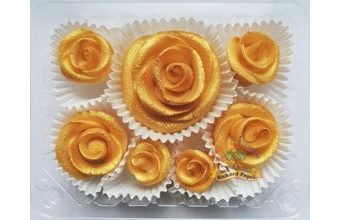 Dortová sada růží zlatá zlatá