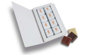 Reklamní pralinková kniha 8x12g, stuha s vaším motivem/logem - od 250 ks