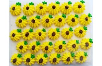 Cukrové ozdoby květy na platíčku 3