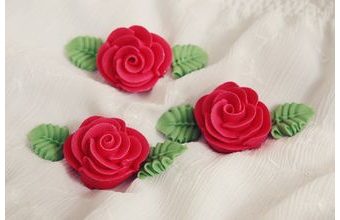 Cukrové růže velké (3 ks) – červené