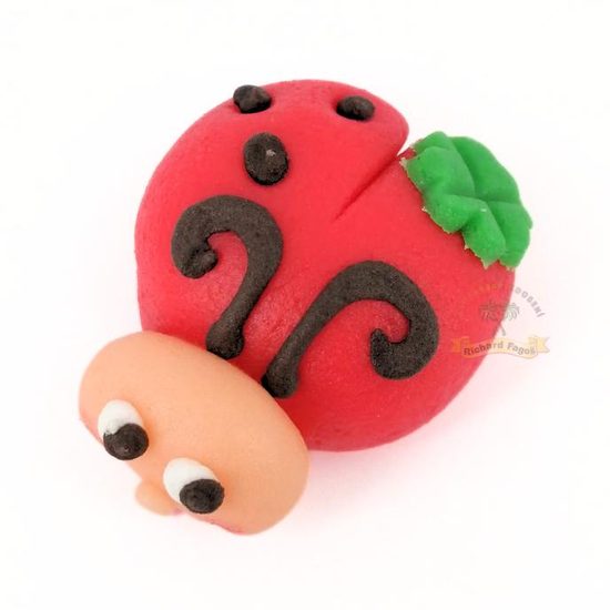 Příležitostná postavička beruška