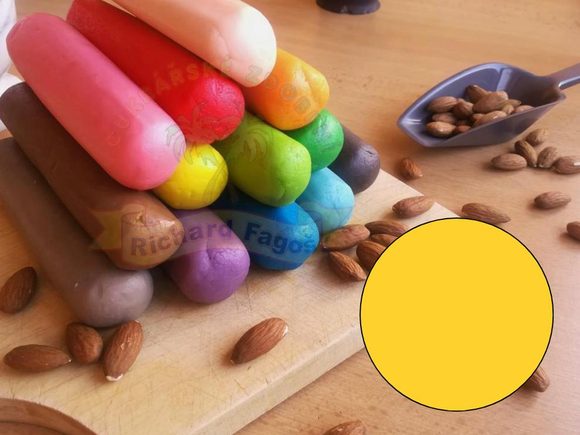 Marcipán žlutý 1:3 - 500g žlutý