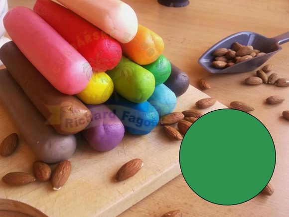 Marcipán zelený tm. 1:3 - 100g