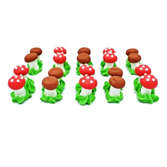 Mini hříbky – cukrové dekorace na dort