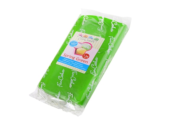 Zelený rolovaný fondant Spring Green (barevný fondán) 1 kg