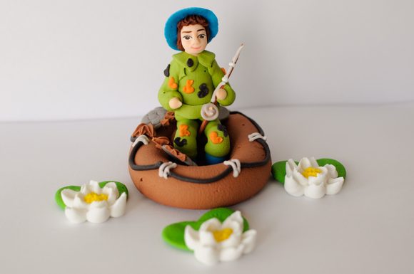 Cukrová dekorace na dort – Rybář (střední)