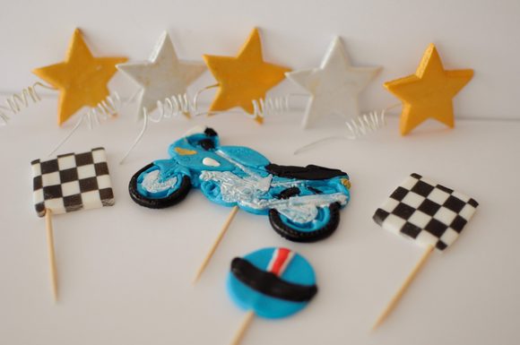 Motorka – sada cukrových zápichů na dort, 2D (dvourozměrné)