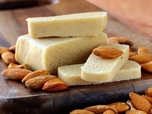 Holandský marcipán 1:3 - 0,5 kg