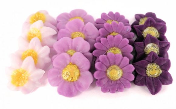 Modelované kytičky 5 fialové (DecorHmota)