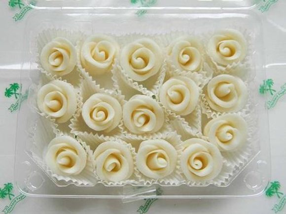 Dortové růže Mini - bílá