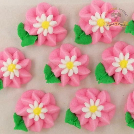 Cukrové dekorace velké květy na platíčku 4