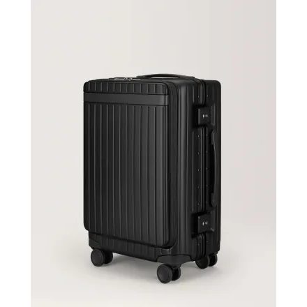 Carl Friedrik — The Carry-on X