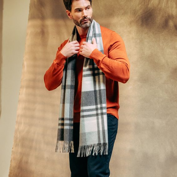 Joshua Ellis Black Watch Ripple Cashmere Scarf — Grey