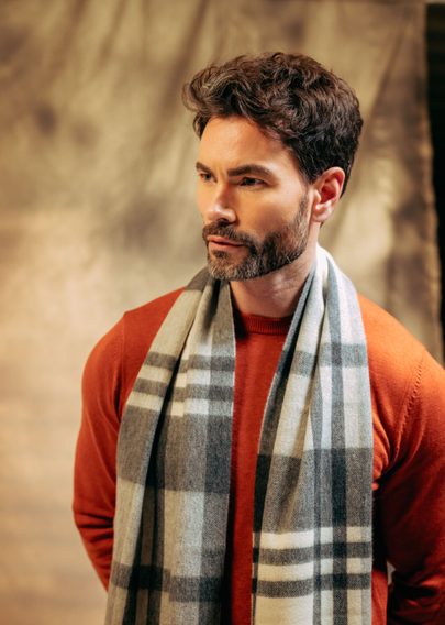 Joshua Ellis Black Watch Ripple Cashmere Scarf — Grey