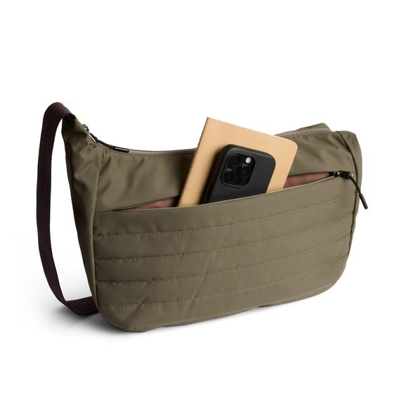 Bellroy Laneway Crescent Bag (7 l)