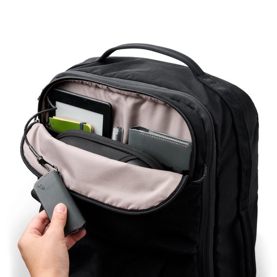 Bazár: Bellroy Lite Carry-On Black