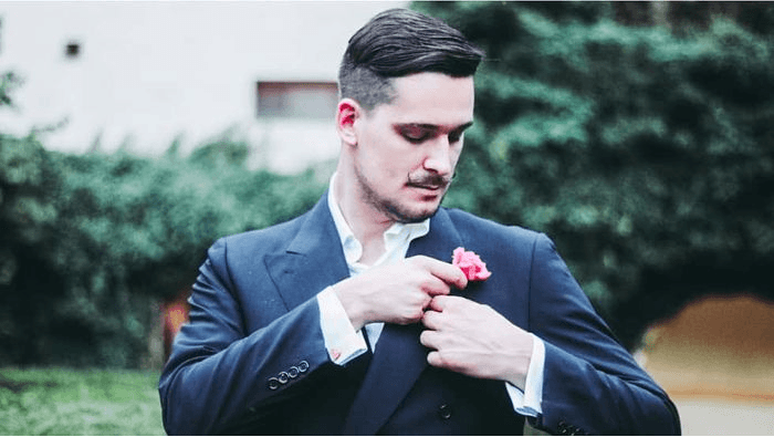 Ako prežiť leto v saku a kravate