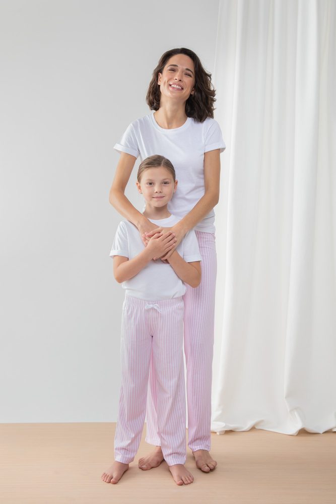 Towel City Detské dlhé bavlnené pyžamo v sade - Biela / tmavomodrá | 3-4 roky