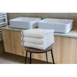 FROTTÍR TÖRÖLKÖZŐ LADA - FÜRDŐLEPEDŐK - HÁZTARTÁS