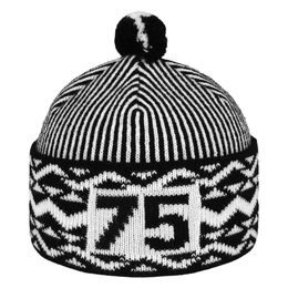 JUBILEJNÍ ZMIJOVKA BONTIS - ČEPICE S BAMBULÍ - KŠILTOVKY A ČEPICE