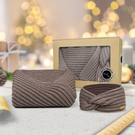 AJÁNDÉKCSOMAG: KÖTÖTT PONCSÓ ÉS FEJPÁNT - UJJATLAN SZVETTEREK - RUHÁZAT