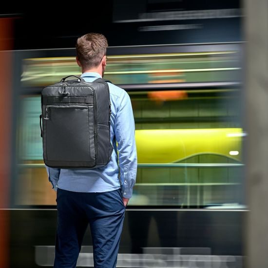 CESTOVNÝ BATOH ACTIVE - BATOHY - TAŠKY A BATOHY