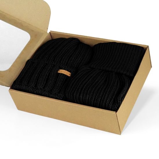 SET CADOU: CĂCIULĂ BĂRBĂTEASCĂ CU MODEL ÎN RELIEF ȘI GULER TRICOTAT - CĂCIULI - ACCESORII