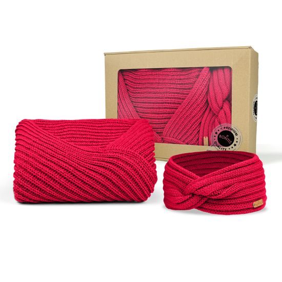 AJÁNDÉKCSOMAG: KÖTÖTT PONCSÓ ÉS FEJPÁNT - UJJATLAN SZVETTEREK - RUHÁZAT