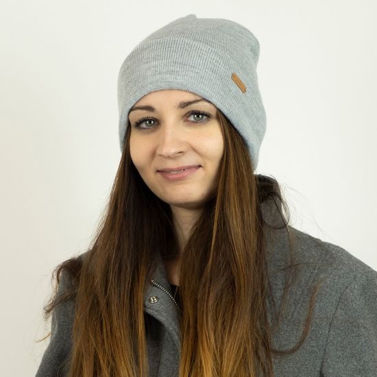 DÁMSKÁ ZIMNÍ ČEPICE - PLETENÉ ČEPICE - KŠILTOVKY A ČEPICE