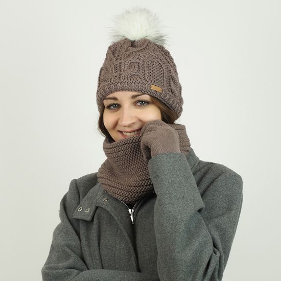 DÁRKOVÉ BALENÍ: DÁMSKÁ ČEPICE S BAMBULÍ A NÁKRČNÍK - ČEPICE - KŠILTOVKY A ČEPICE